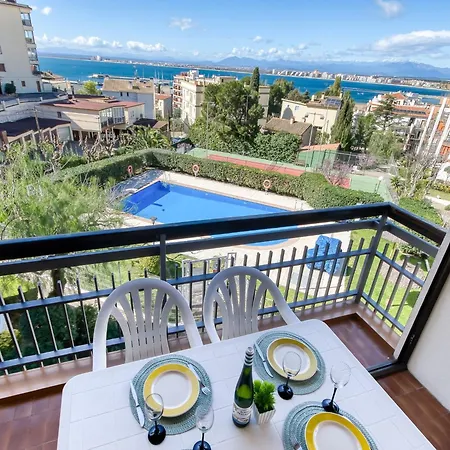Paramon For 6 Pers Apartment
