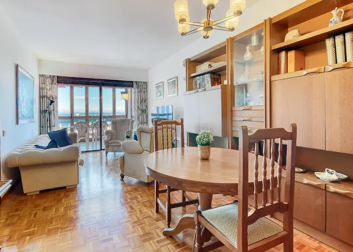Apartmán In With Pool And Terrace *