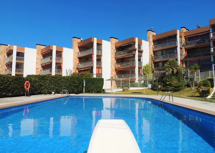 In With Pool And Terrace Apartmán *